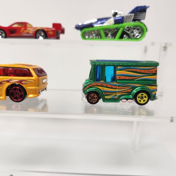 Lot of (9) Hot Wheels Diecast Cars 1998-2015 1/64 (b3) - Picture 8 of 11